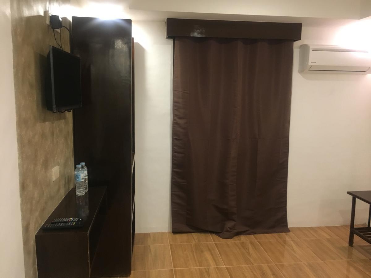 Teofel Pension House And Cafe セブ市 エクステリア 写真